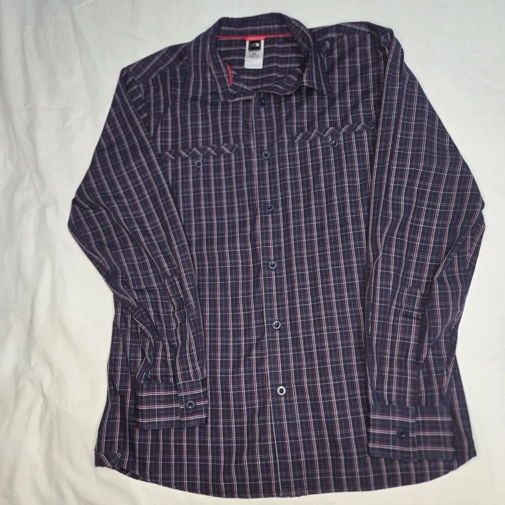 The North Face Men's Shirt Medium Navy Plaid Long Sleeve Button Down Casual‎